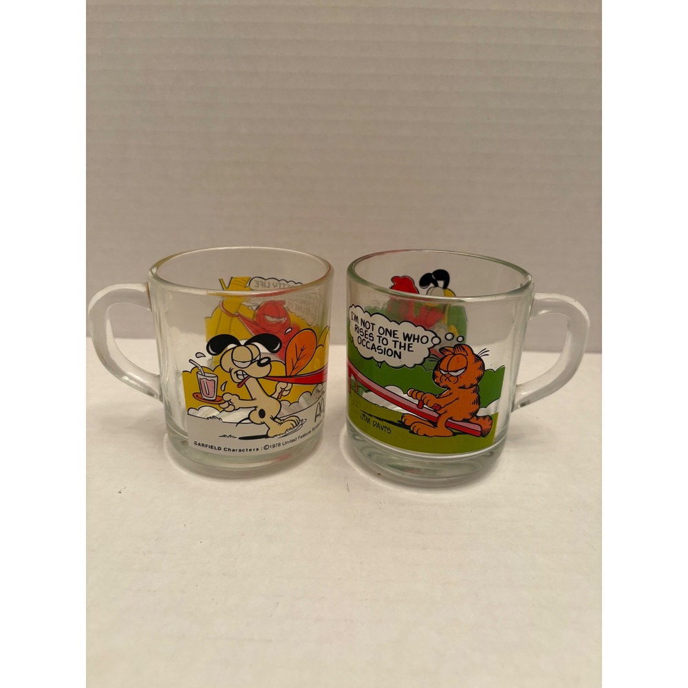 Vintage McDonalds Garfield Glass Mugs Set of 2 Odie Arlene 1978 1980 Jim Davis